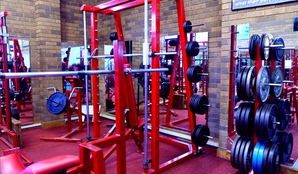 Quality Smith Machine to build leg stregth